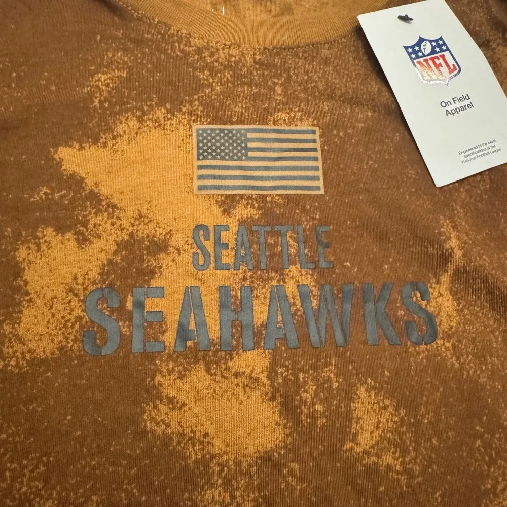 Nike keywords salute